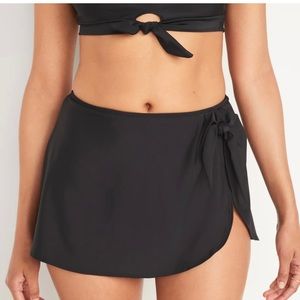 Old Navy High Waisted Swim Sarong Skirt size L, BLACK